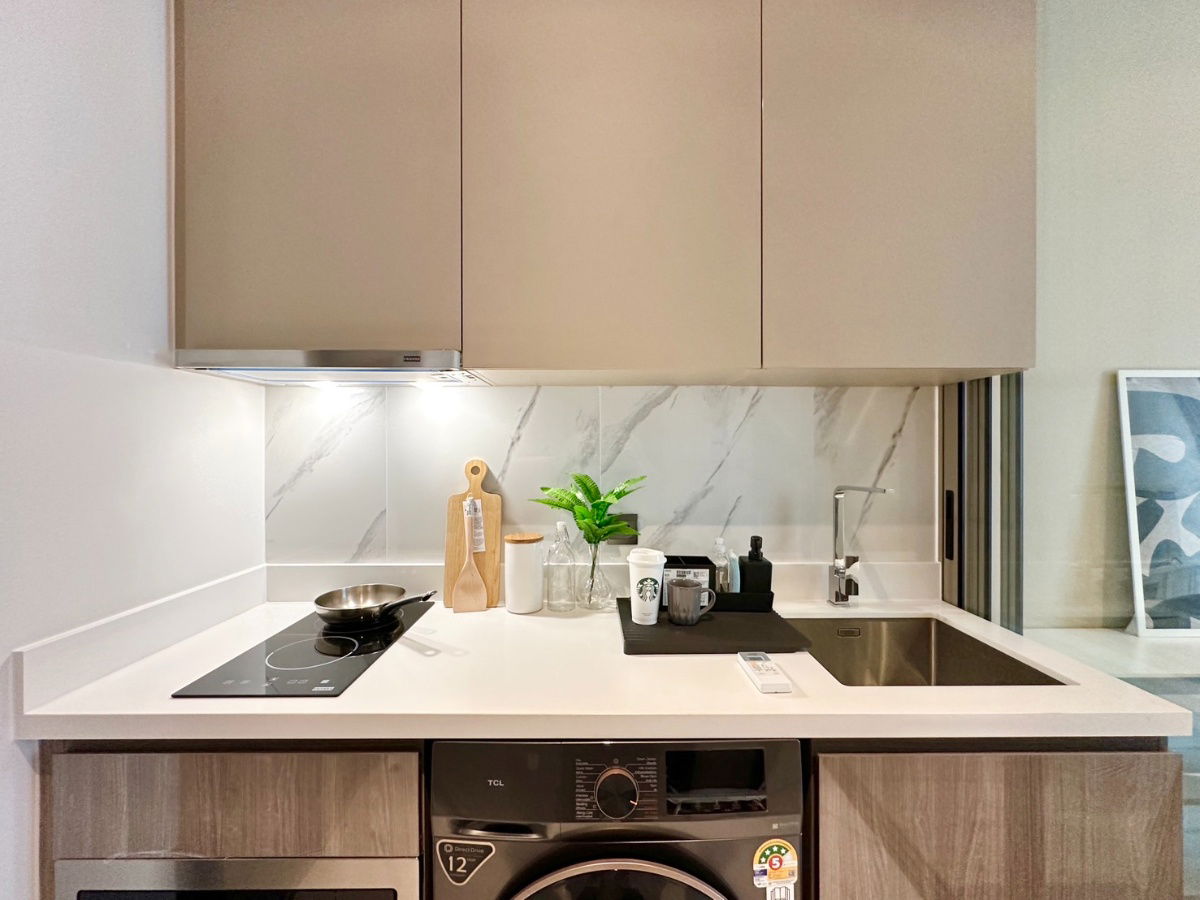 picture NEW Rhythm Ekkamai Estate 1-BR Condo for Rent - Free shuttle to BTS Ekkamai Thong Lor - 8/28