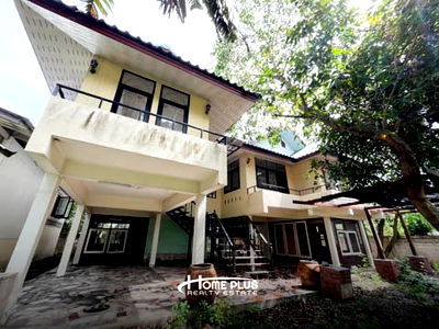 ขายบ้านเดี่ยว : ที่ดินพร้อมบ้านเดี่ยว 2 ชั้นซอยชมวิหค ตำบลคลอง5 ปทุมธานี