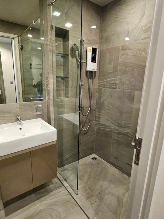 picture For Rent: Ideo Q Sukhumvit 36 450m from BTS Thonglor (Free Shuttle Van) Move-in Mid August 65 sqm  - 10/17