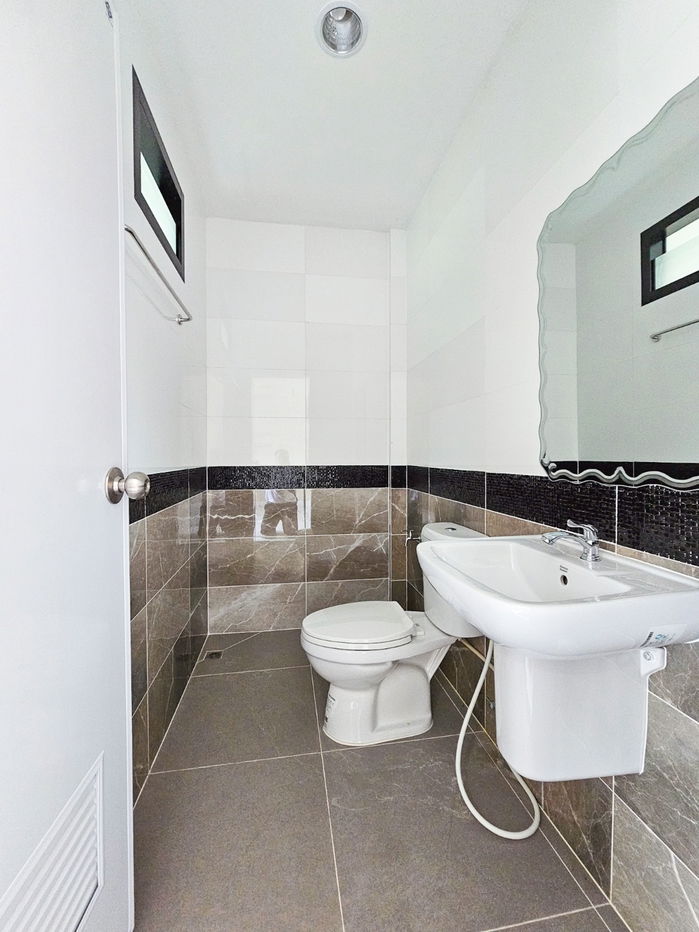picture New 2-storey townhouse – 3 bedrooms, 3 bathrooms, 2 parking spaces, Ban Chod, Ban Ped, Khon Kaen - 8/16