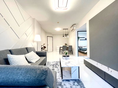 Condos for sale : Condo for sale at City Resort Ratchada Huaikwang, 3,999,000 baht [JZs250707]
