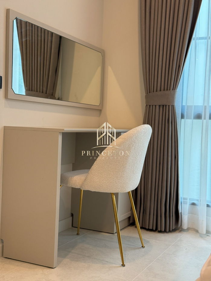 picture Luxury Home Rent Setthasiri Bangna KM.10 - 20/25