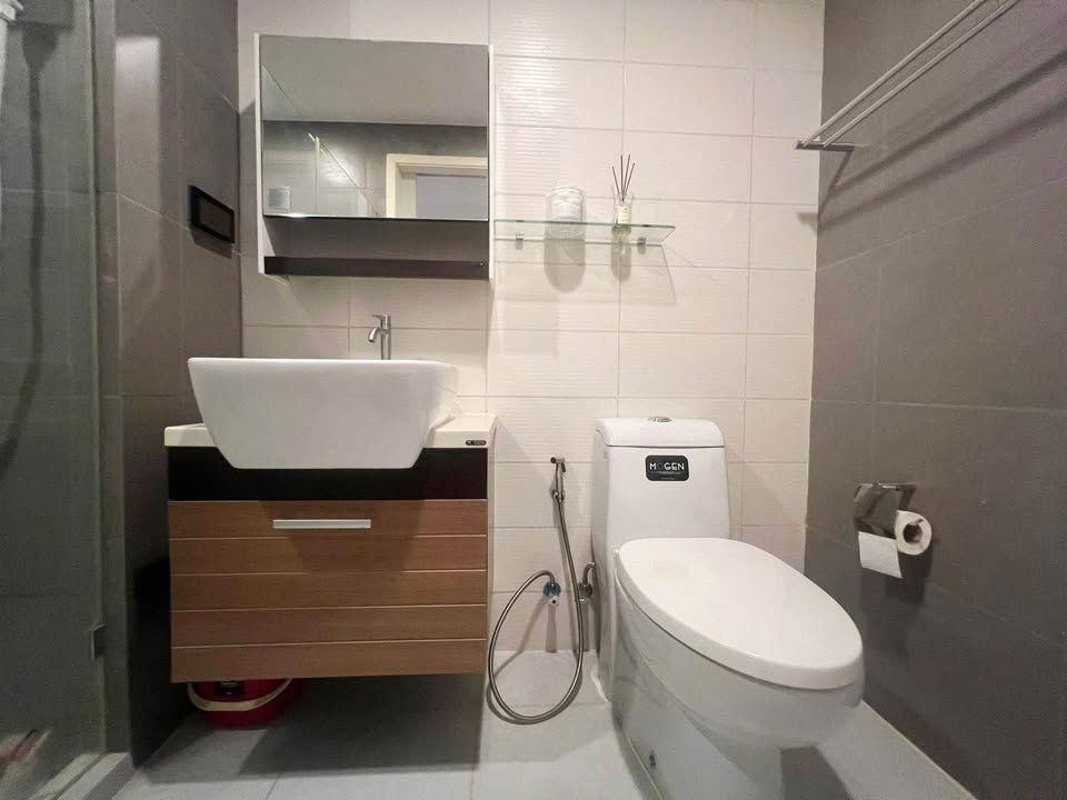 picture Urgent Rent!! Great Price! Beautifully Decorated Unit at Whizdom Punnawithi Station - 12/12