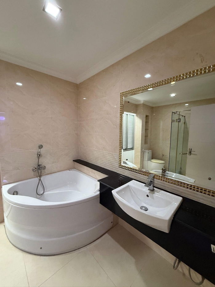 picture Single house for rent in Masterpiece Village, Rama 9, 3 bedrooms, 4 bathrooms - 5/5