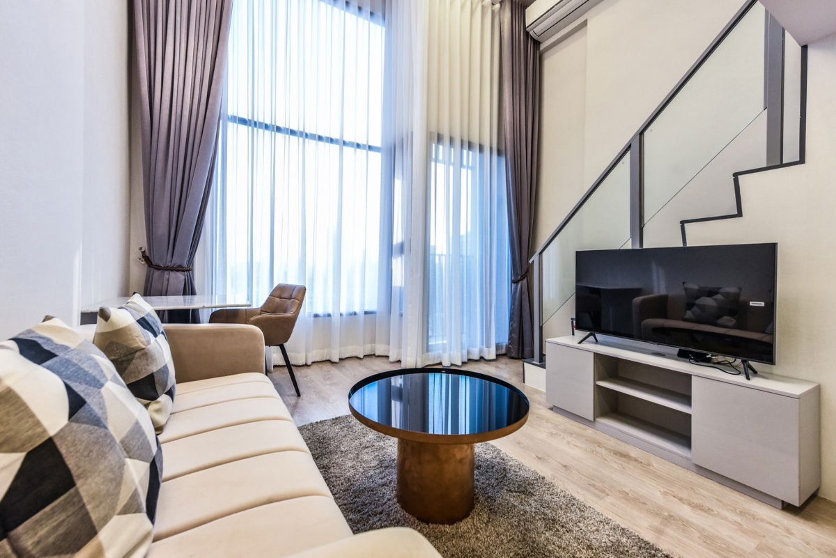 รูป ✅ ✅ SOHO Bangkok Ratchada , Luxury Class Duplex 1 ห้องนอน พร้อมเข้าอยู่ ติดต่อไลน์ @bktasset โทร 095-325-8928 - รูปที่ 7/16
