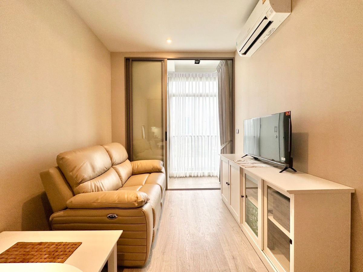 picture NEW Rhythm Ekkamai Estate 1-BR Condo for Rent - Free shuttle to BTS Ekkamai Thong Lor - 11/28