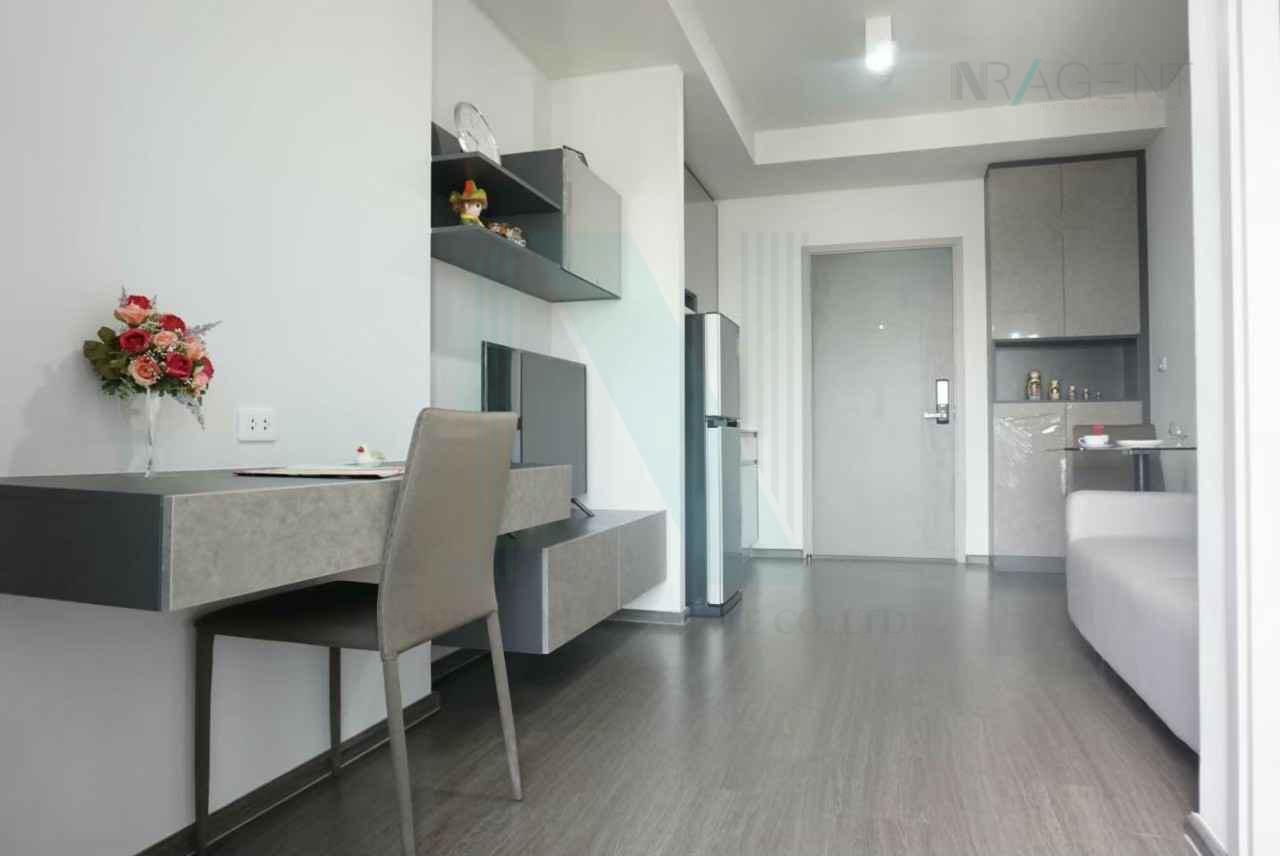 picture 📌 For Rent Condo IDEO PHAHOLYOTHIN - CHATUJAK Building 1, Floor 19,1 bed room, Room size 35 sqm - 4/8