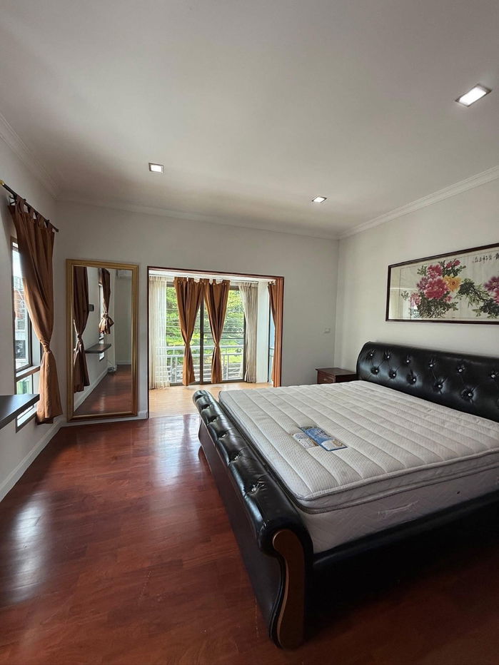 picture Single house for rent in Masterpiece Village, Rama 9, 3 bedrooms, 4 bathrooms - 3/5