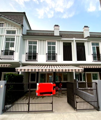 Townhouses for rent : House for Rent : Brand New Home near Mega Bangna (Rt-01)