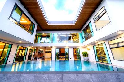 Houses for sale Bang Lamung Chonburi : Super Ultra Luxury Villas for Sale in pattaya Price 79 MB!