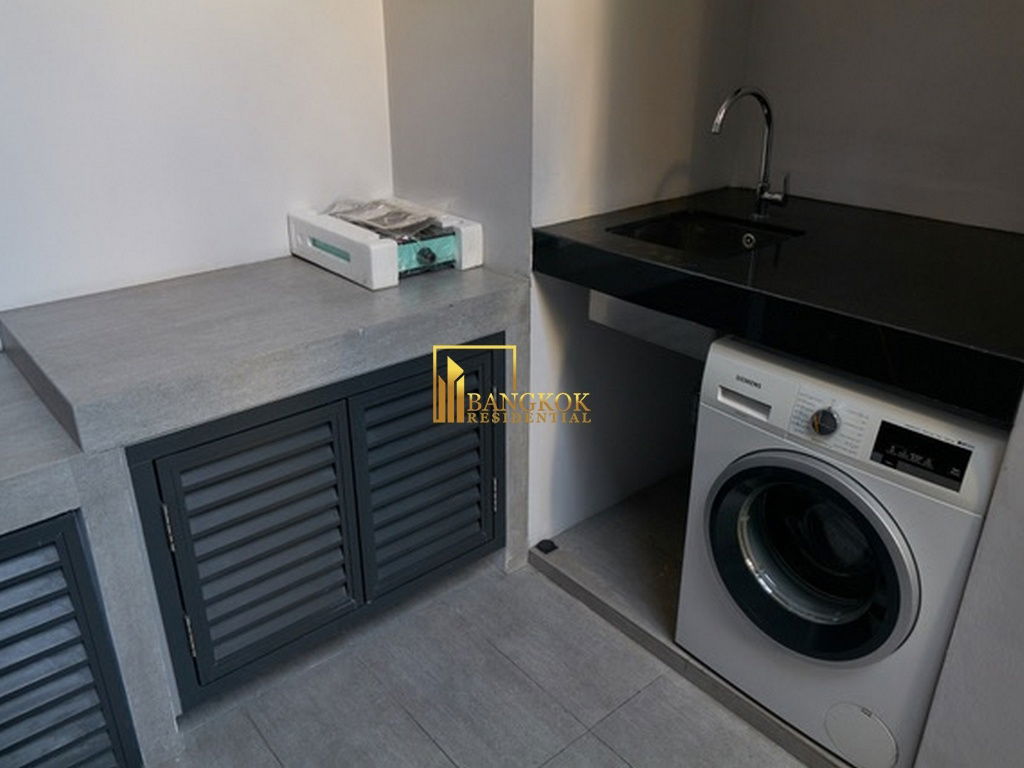 picture Modern 3 Bedroom Townhouse For Rent in Phrom Phong Area - BR49056TH - 21/21