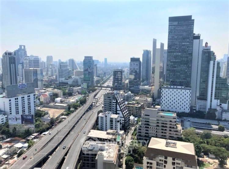 picture Studio Condo at Life One Wireless near BTS Phloen Chit (ID 2004263) - 16/20