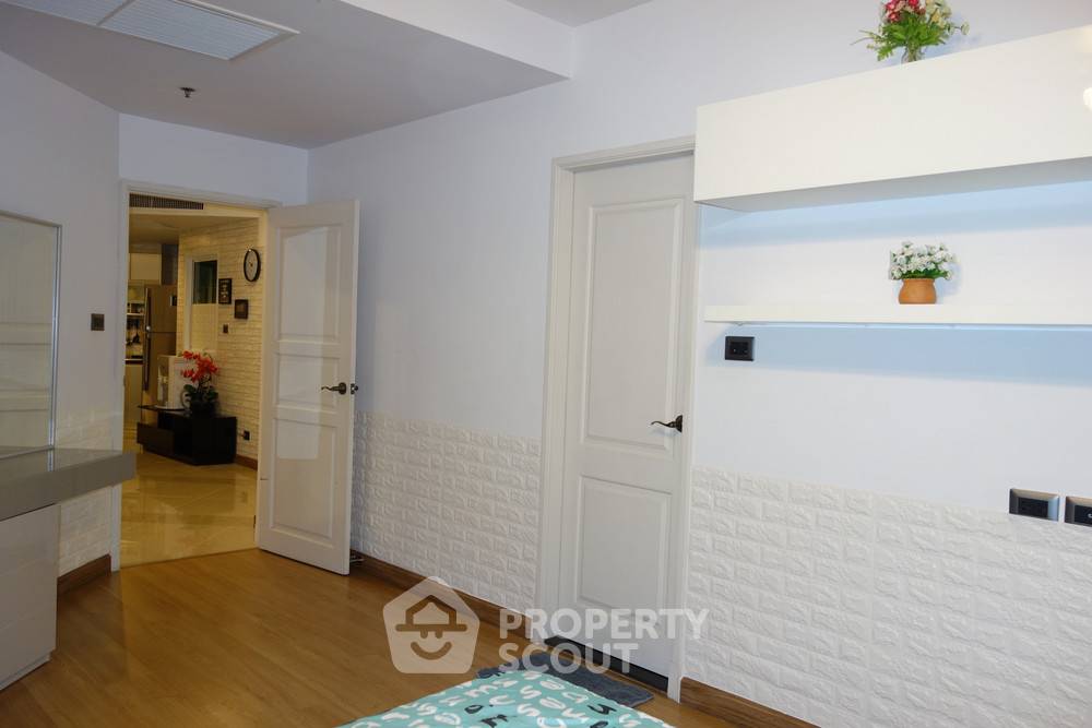 picture 2-BR Condo at Supalai Wellington near MRT Thailand Cultural Centre (ID 384473) - 9/36