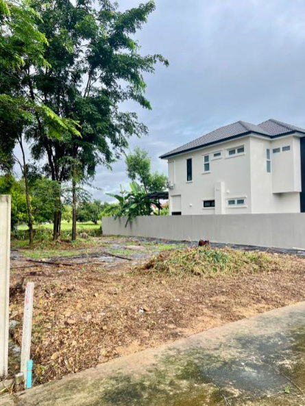 picture Beautiful plot of vacant land for sale in San Sai District, near Maejo University. - 3/11