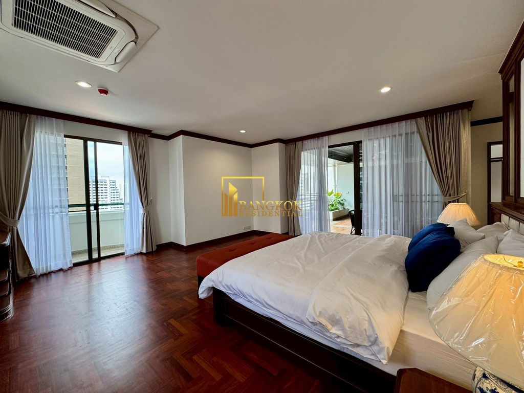 รูป Impressive 3 Bedroom Apartment For Rent in Phrom Phong Area - BR0400AP - รูปที่ 21/51