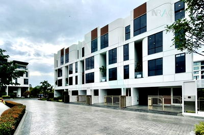 Townhouses for sale Bangkok : For Sell Town house DEMI SATHU 49 3-story 3 bedroom 4 bathroom