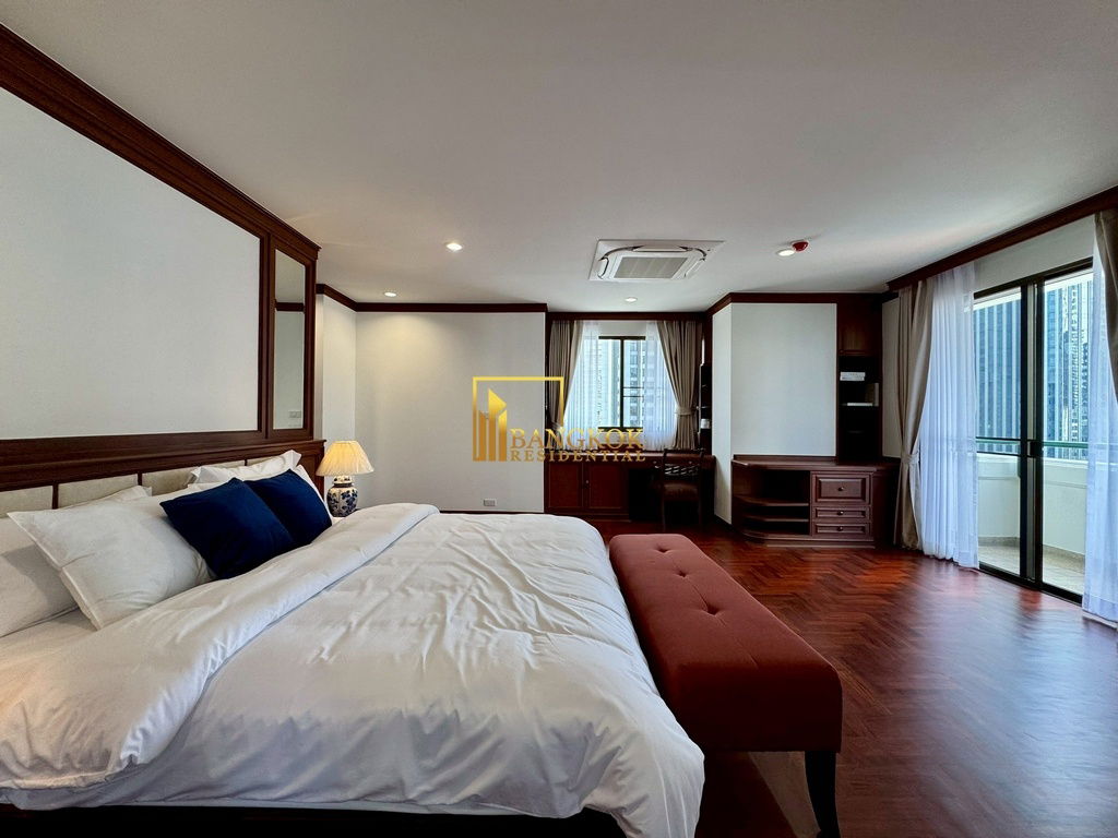 รูป Impressive 3 Bedroom Apartment For Rent in Phrom Phong Area - BR0400AP - รูปที่ 15/51
