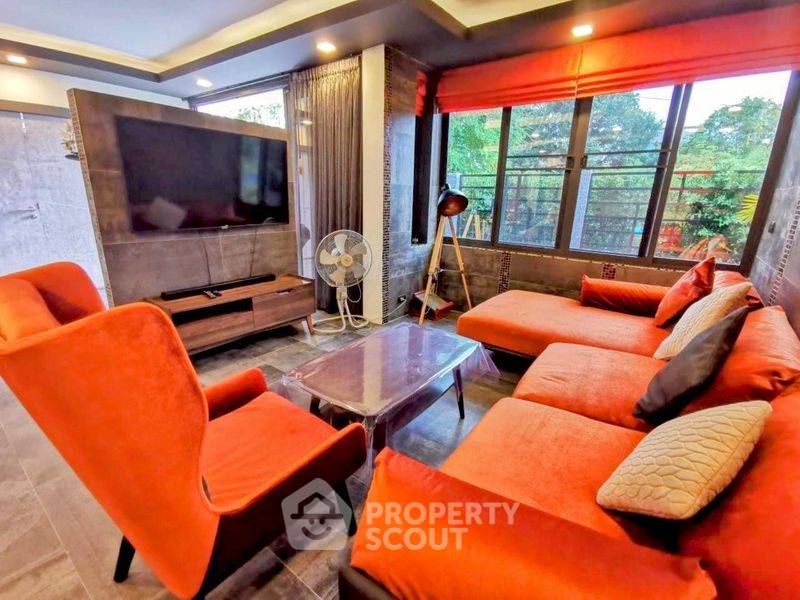 รูป วิลล่า 5-ห้องนอน ใกล้ ถนนพระตำหนัก พัทยา (ID 2144107) - รูปที่ 3/20