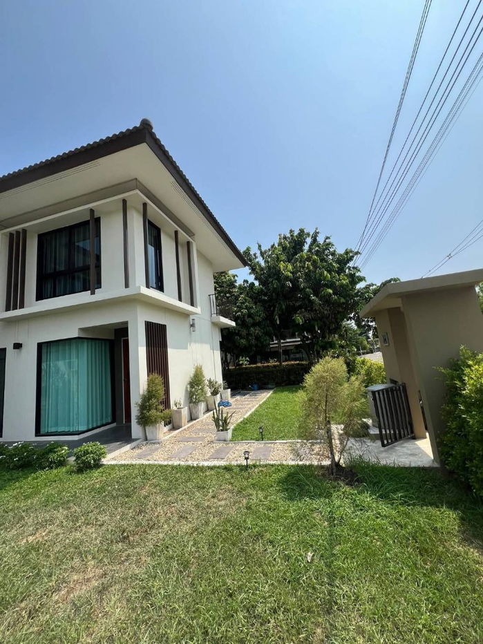 รูป ขายบ้านเดี่ยว 2 ชั้น โครงการ เพลินจิต คอลลิน่า เชียงใหม่ ใกล้คลับเฮาส์ และทางเข้าออกโครงการ T.0946511456 - รูปที่ 2/23