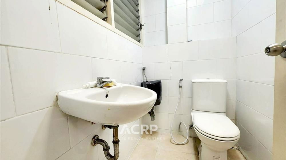 picture Shophouse for sale, good location, On Nut 70/1, Sukhumvit 77. Excellent condition, beautiful interio - 14/16