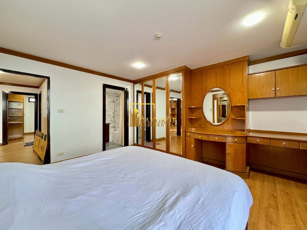 รูป Supalai Place | Charming 2 Bedroom Condo in Sukhumvit 39 - BR11510CD - รูปที่ 16/35