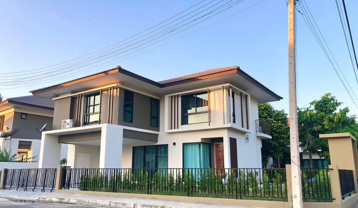 รูป ขายบ้านเดี่ยว 2 ชั้น โครงการ เพลินจิต คอลลิน่า เชียงใหม่ ใกล้คลับเฮาส์ และทางเข้าออกโครงการ T.0946511456 - รูปที่ 1/23