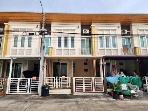 R2624 Townhome For Rent Golden Town Chalermprakiat-Suanluang Village