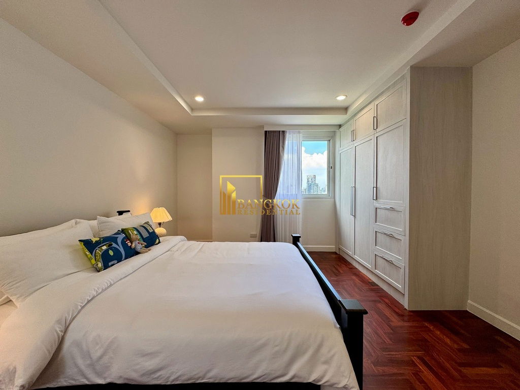 picture Generously Sized 3 Bedroom Apartment in Phrom Phong - BR0450AP - 35/53