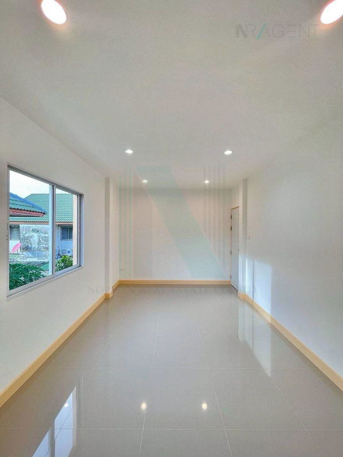 picture 📌 For Sell Town house BUATHONGTHANI 18 2-story 4 bedroom 2 bathroom - 7/8