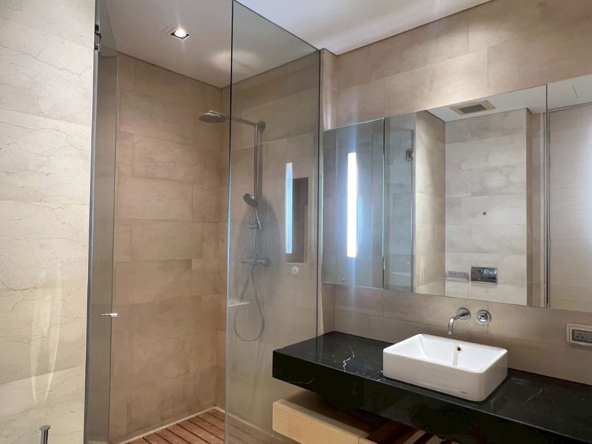 picture Saladaeng Residences  - 2beds 2baths 92sqm. Special price 60,000 Can nego* - 19/19