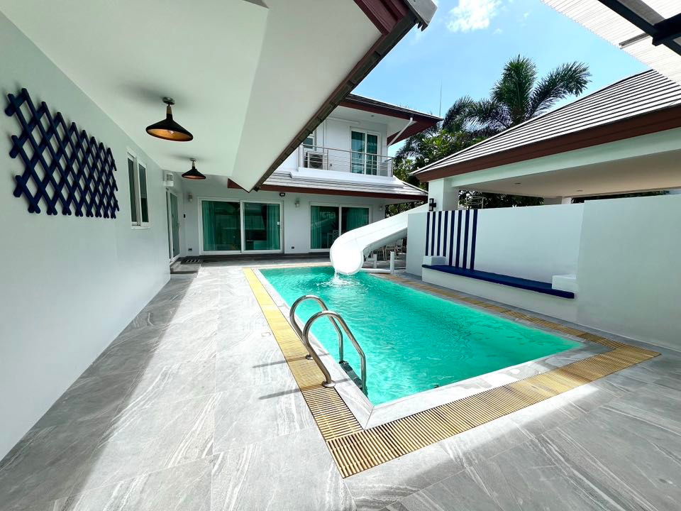 picture Villa for sale in Pattaya, Chonburi  - 2/15