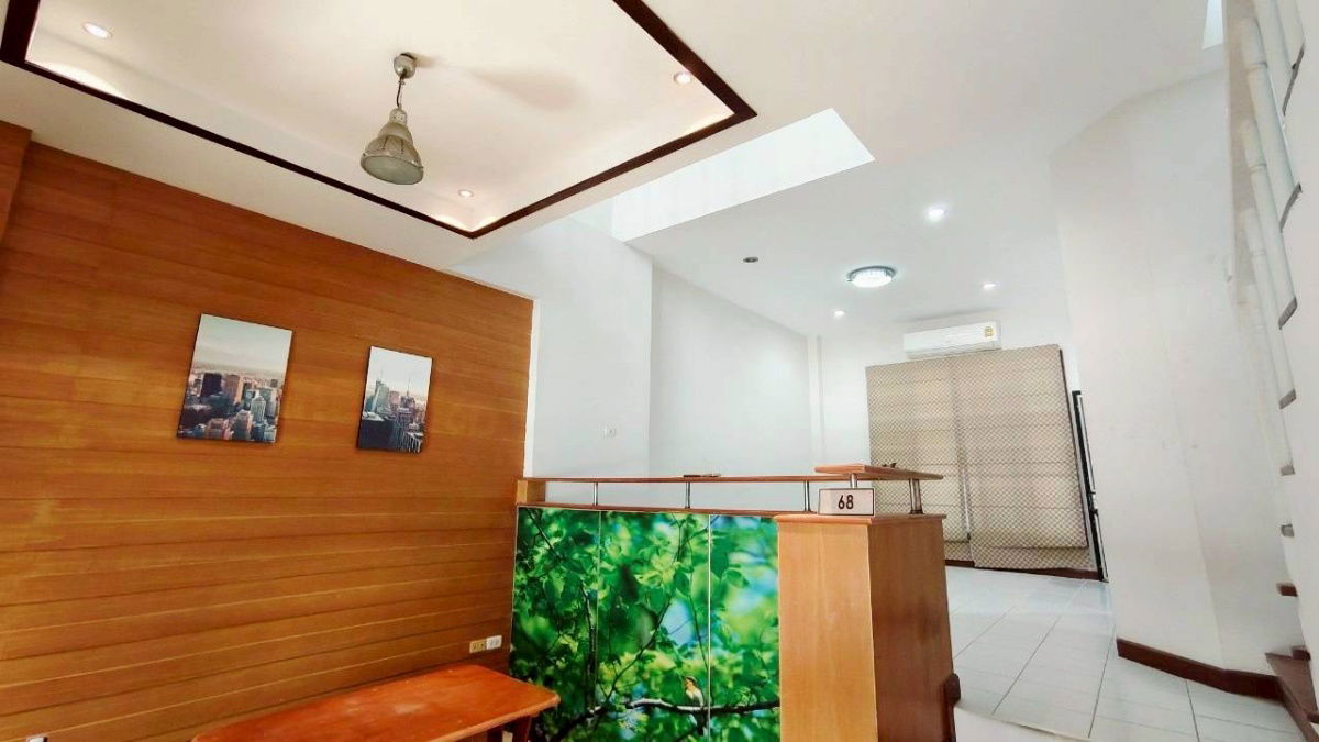 รูป ขาย บ้านกลางเมือง 3ชั้น ลาดพร้าว71 แปลงริม 30ตรวา. 3ห้องนอน 4น้ำ ด่วน เพียง 4.65ล้าน  - รูปที่ 7/20