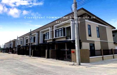 Townhouses for rent Phra Samut Jadee Samut Prakarn : 📣House available for rent 12,000 baht/month‼️ Ready to move in on August 1, 2025 🔐🎉