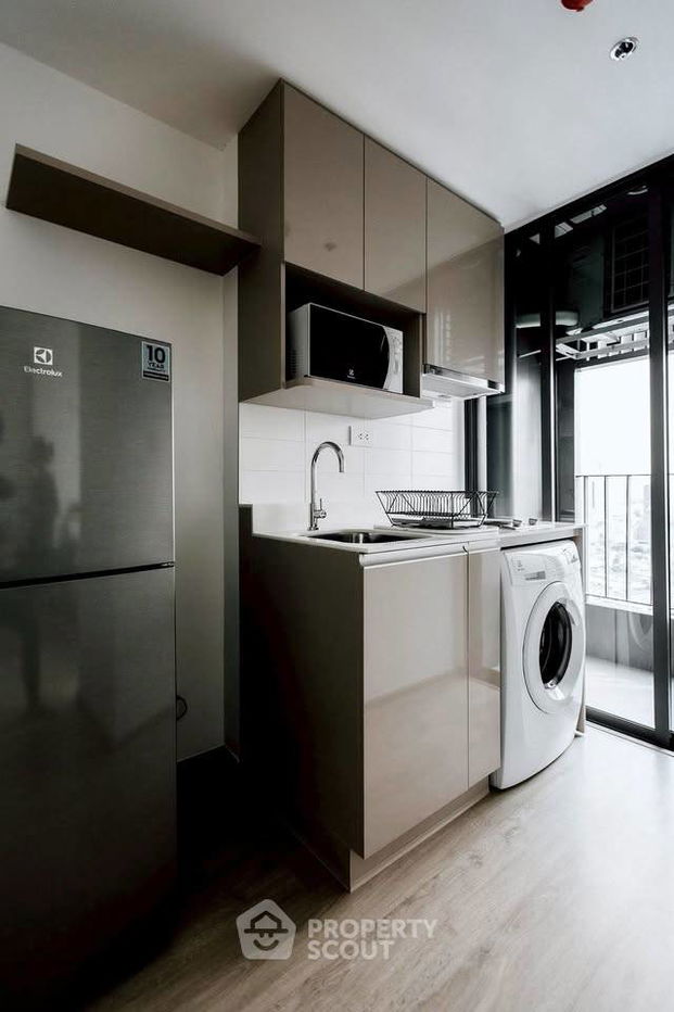 picture Studio Condo at Ideo Q Chula Samyan near MRT Sam Yan (ID 2259524) - 5/9