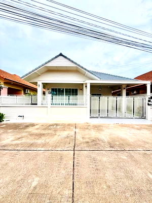 ขายบ้านเดี่ยว : ขายบ้านเดี่ยว หมู่บ้านคลาสสิคโฮม ซอย เขาน้อย พัทยา 