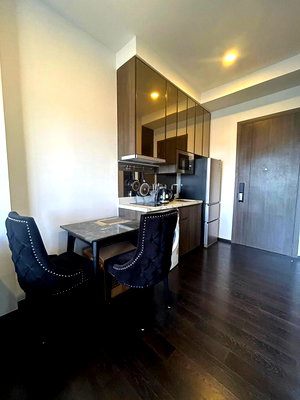 Condos for rent : PFD-05434 Condo for Rent: Park Origin Thonglor  Schedule a viewing ■ Line: @propertyfinder	