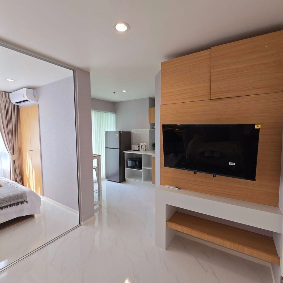 picture For Sale Lumpini Seaview Jomtien Condo - 8/13