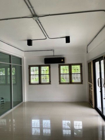 picture Detached House For Rent Chuan Chuen Park Onnut - Wongwaen Bangkok - 2/8