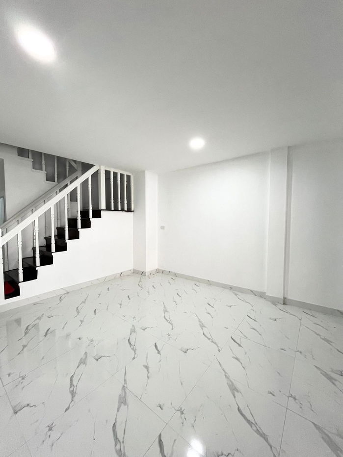 รูป 🏡 FOR RENT — ทาวน์โฮม 3 ชั้น พร้อมเข้าอยู่ 16 ส.ค. 68 📍 รามอินทรา 34 แยก 10 (เลียบทางด่วนรามอินทรา) - รูปที่ 14/20