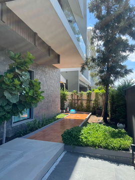 Nantawan Rama 9 Srinakarin Size 500sqm 4 Bedroom 3 Small Room 2 Terraces 1 Lift 1 bathtub