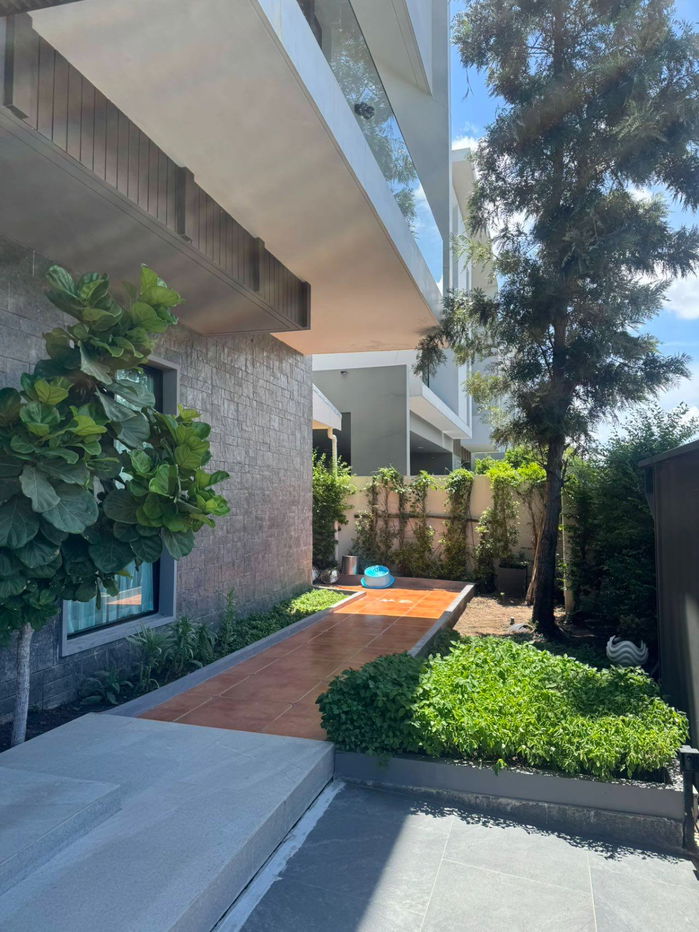 picture Nantawan Rama 9 Srinakarin Size 500sqm 4 Bedroom 3 Small Room 2 Terraces 1 Lift 1 bathtub - 1/30