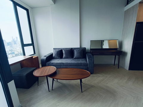 🚇 For Rent! Landmark at MRTA Station – New Condo near MRT Cultural Centre