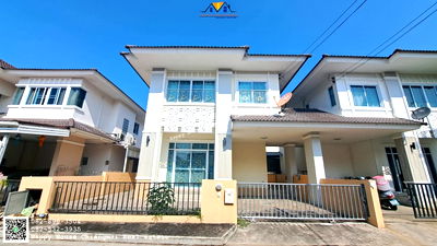 Houses for rent Promenada Chiang Mai : For rent: 2-storey detached house in Diya Valley Village, Saraphi. Call 082-532-3935.