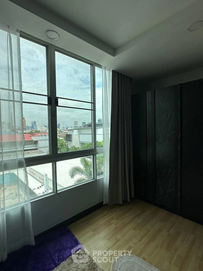 picture 1-BR Condo at Ratchada City 18 Condominium near MRT Huai Khwang (ID 2259883) - 7/12