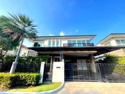 Houses for sale Krungthep Kreetha Road : Luxury 2-Storey Single House for Sale – Grand Bangkok Boulevard Rama 9–Srinagarindra
