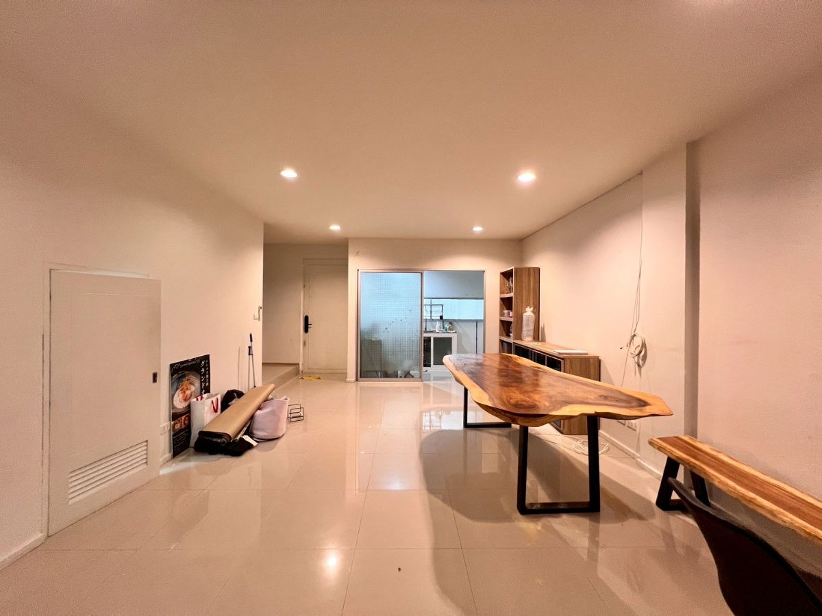 picture Noble Cube Pattanakarn for rent, 45,000 baht [NCh250801] - 4/23