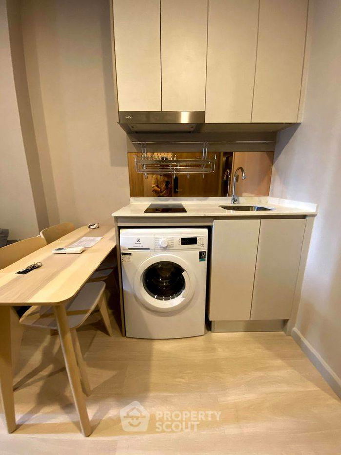 picture 1-BR Condo at Knightsbridge Prime Sathorn near BTS Chong Nonsi (ID 408977) - 2/8