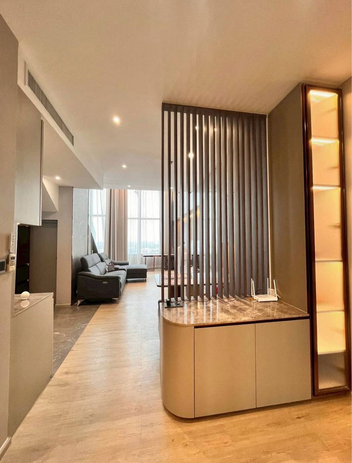 picture For rent Condo The Emporio Place - 3/14
