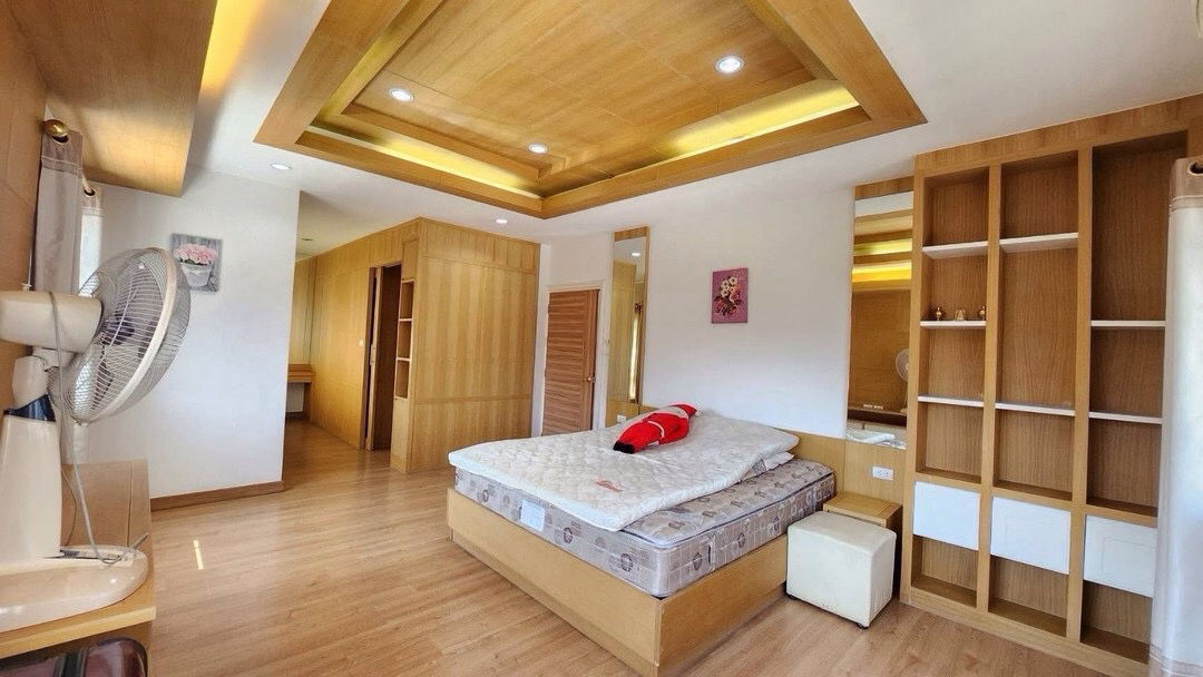 picture House for RENT! Close to Town near Ruamchok shopping mall, NIS, 7-11, Tesco Lotus, Homepro, Fresh Market and etc. - 14/20