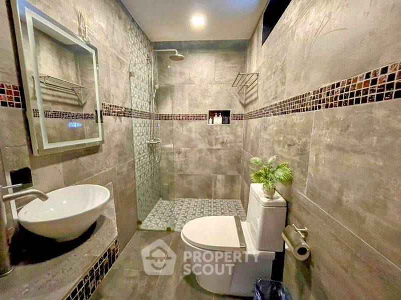 รูป วิลล่า 5-ห้องนอน ใกล้ ถนนพระตำหนัก พัทยา (ID 2144107) - รูปที่ 16/20